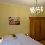 Ahlbeck, Schloss Hohenzollern - We 23 Willa *