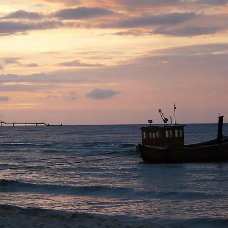 Villa Ahlbeck, Schloss Hohenzollern - We 23 Heringsdorf (Usedom)